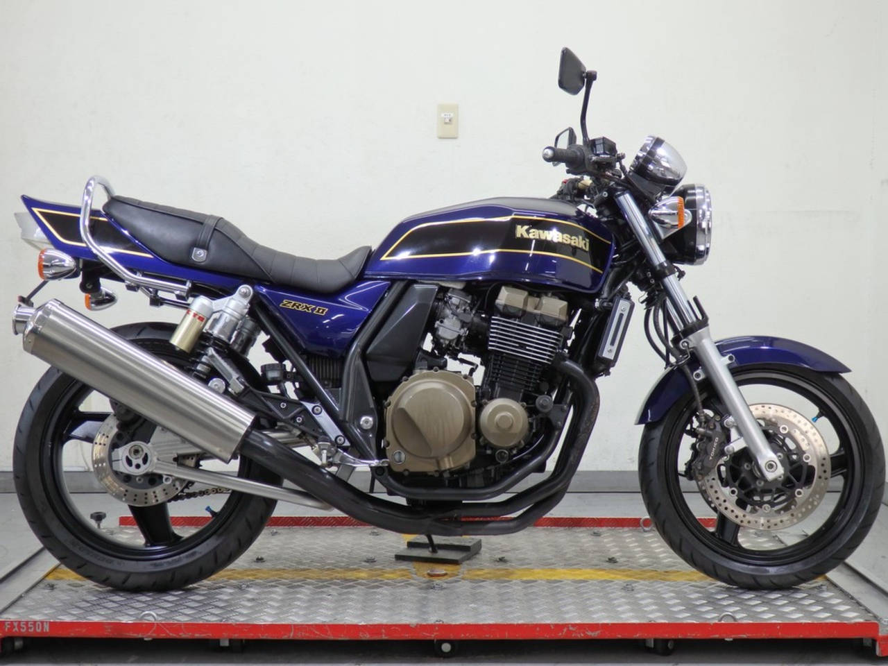 Kawasaki ZRX400 2005