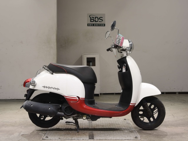 Honda GIORNO 2012