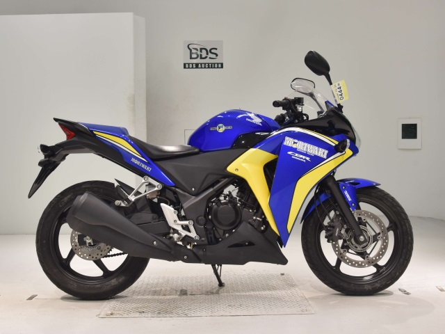 Honda CBR250RA 2013