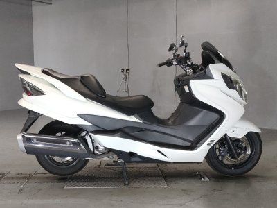 Suzuki SKYWAVE 250S
