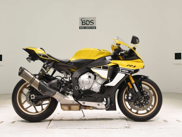 Yamaha YZF-R1 2016