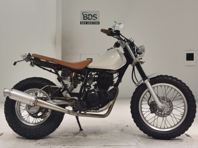 Yamaha TW125