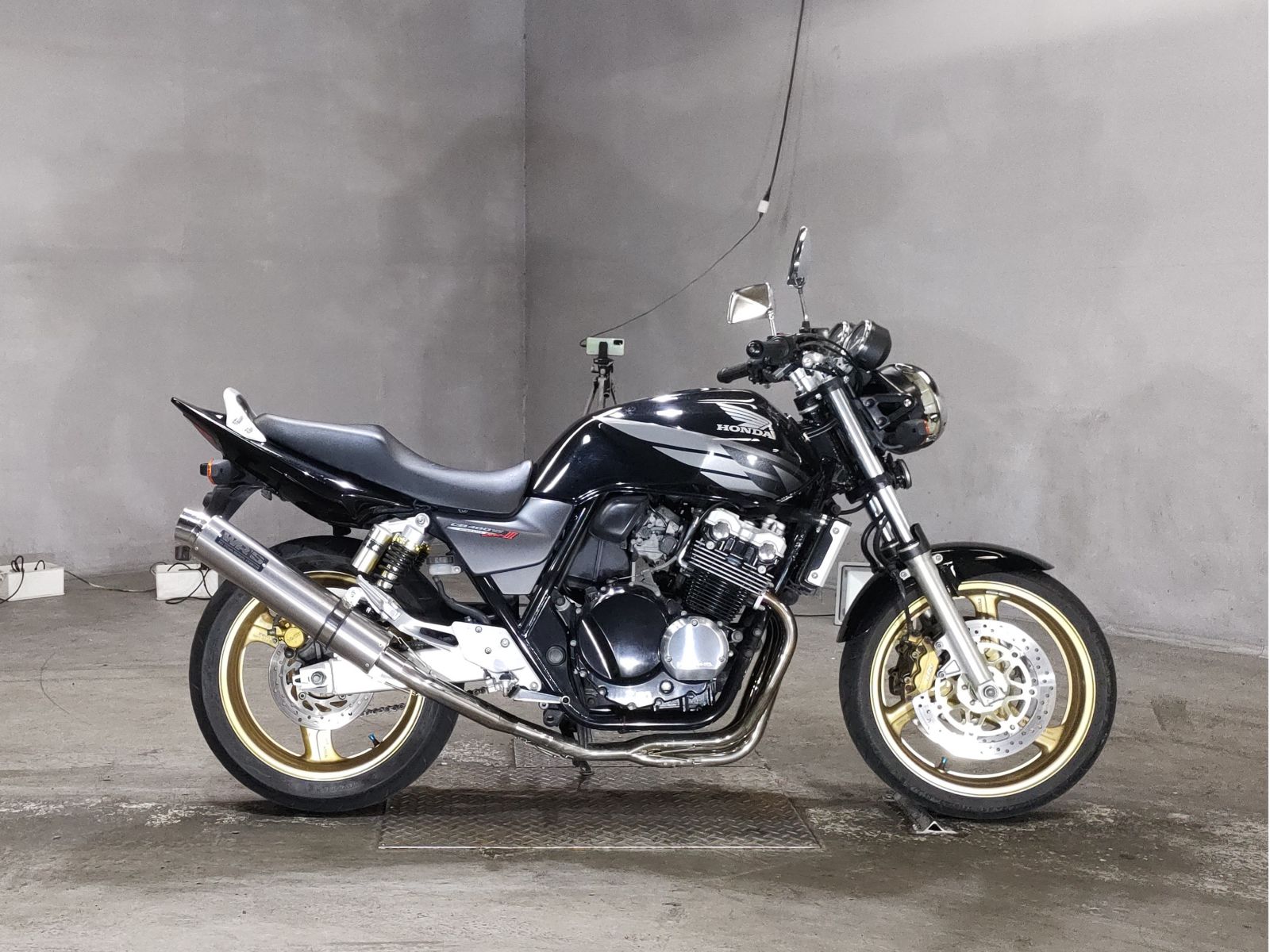 Honda CB400SFV 2005