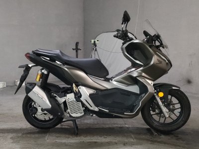 Honda ADV 150