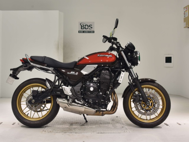 Kawasaki Z650RS 2022