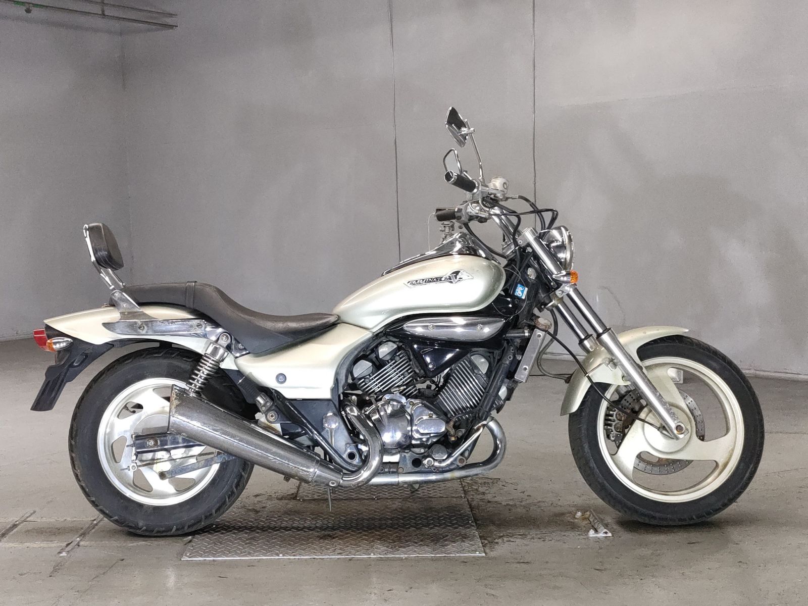 Kawasaki ELIMINATOR 250V 1998