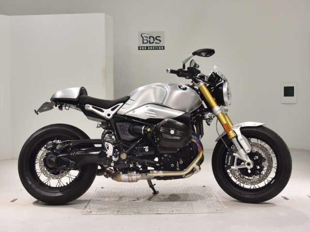 BMW R NINE T 2023