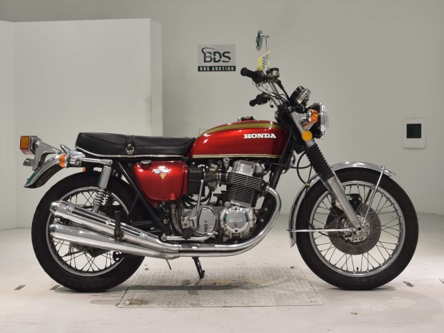 Honda CB750 2022