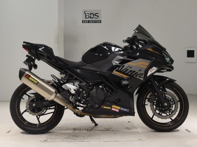 Kawasaki NINJA400 2019
