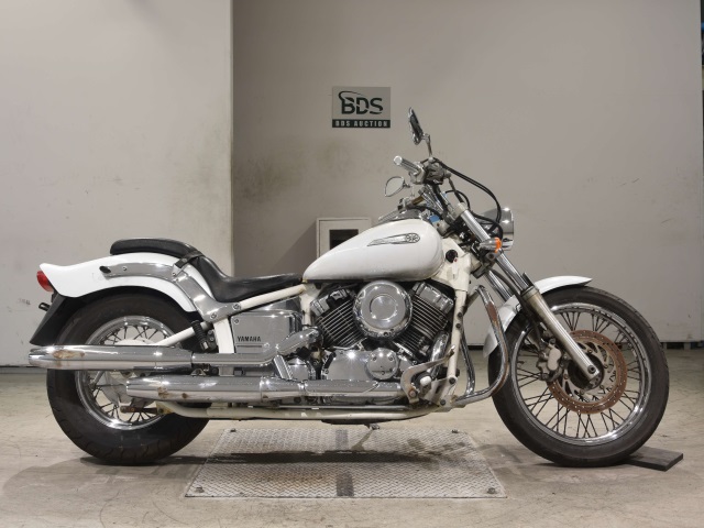 Yamaha DRAGSTAR XVS400 2005