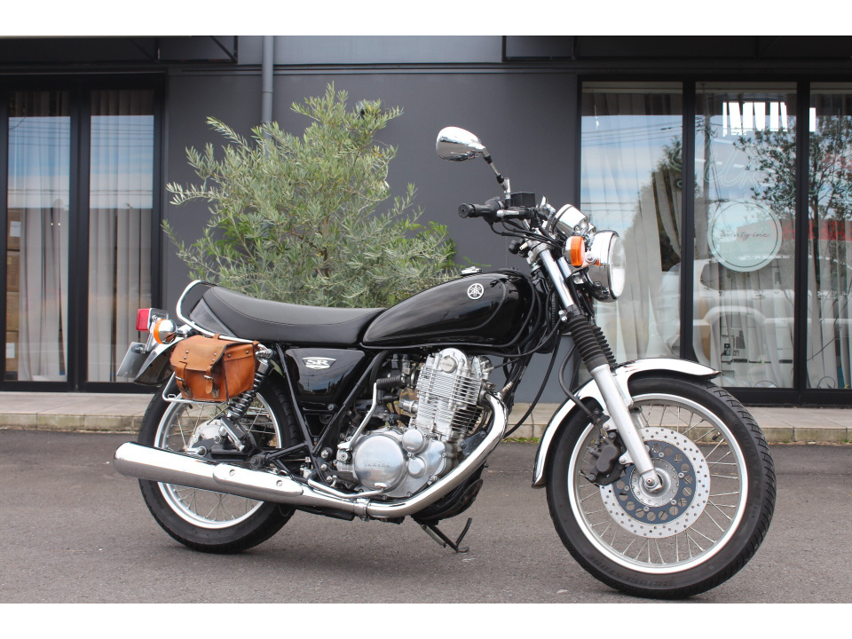 Yamaha SR400 2018