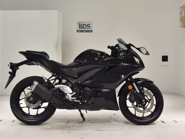 Yamaha YZF-R25A 2021
