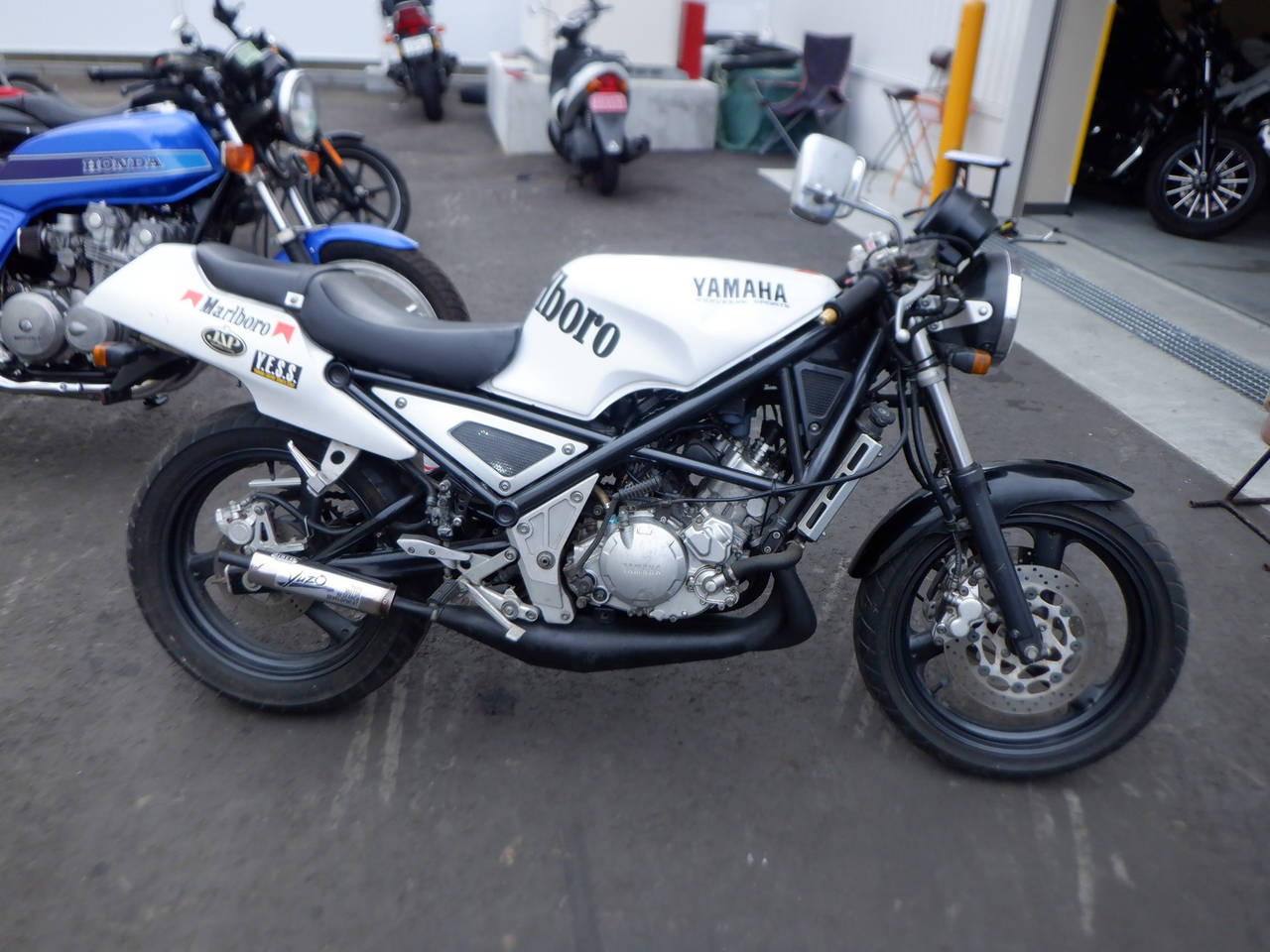 Yamaha R1-Z 1992