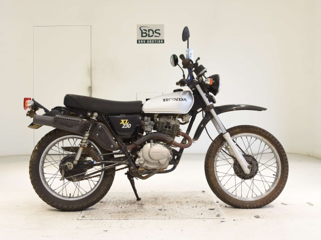Honda XL230 2002