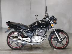 Suzuki EN125 2016
