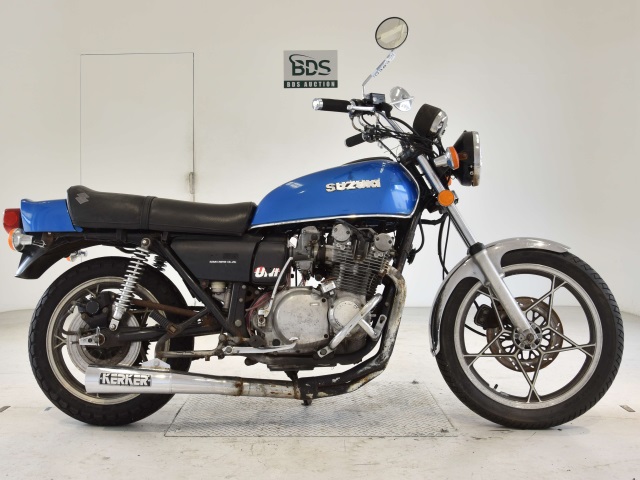 Suzuki GS750 2024