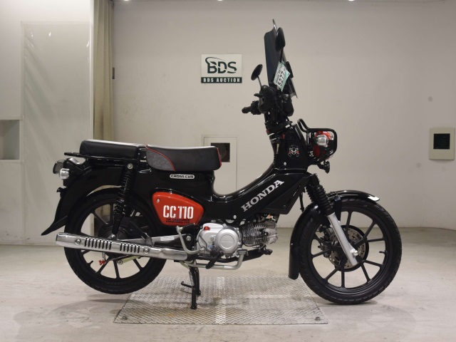 Honda CC110 CROSSCUB 2022