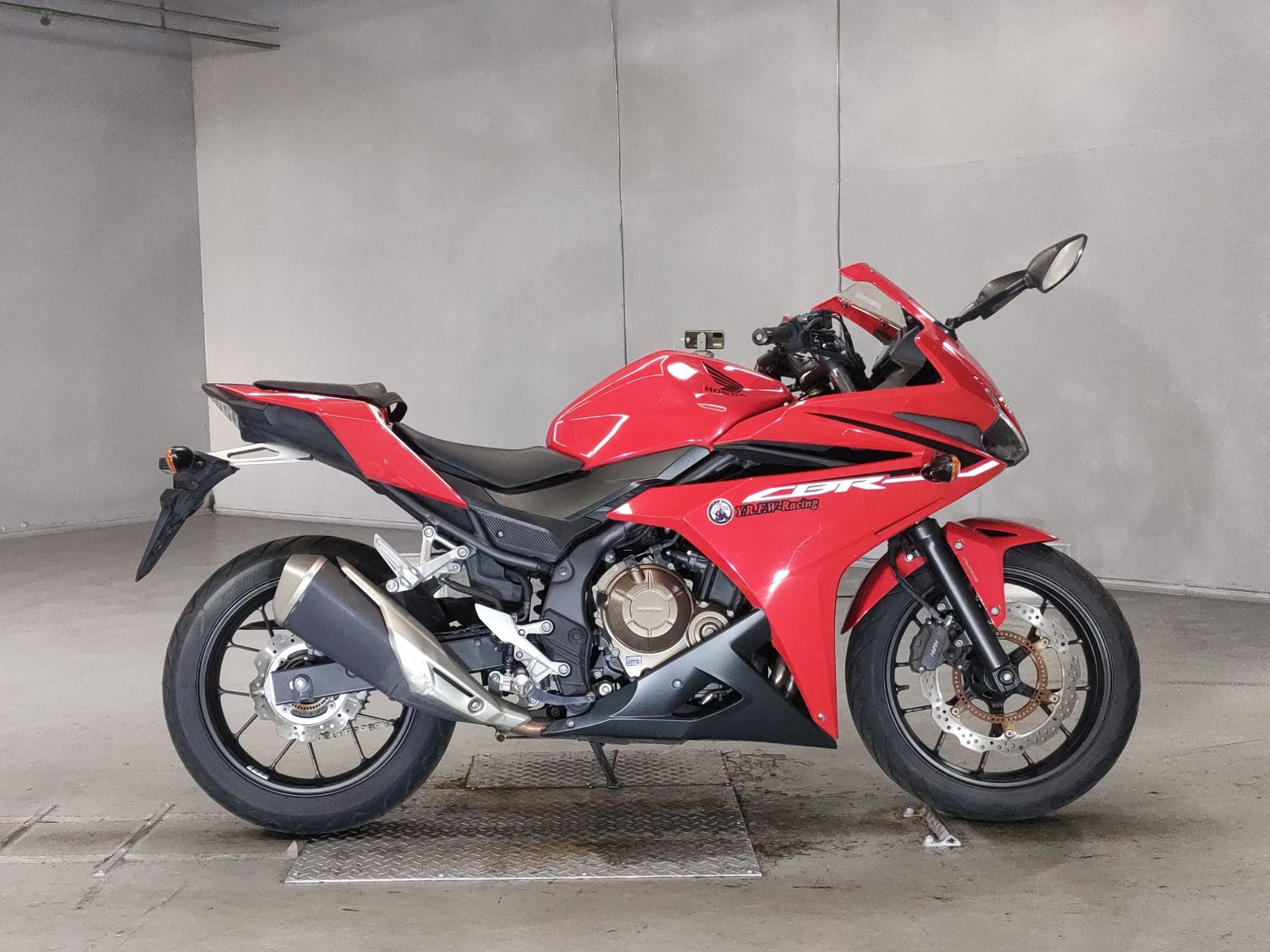 Honda CBR400R 2016