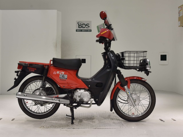 Honda CC110 CROSSCUB 2016