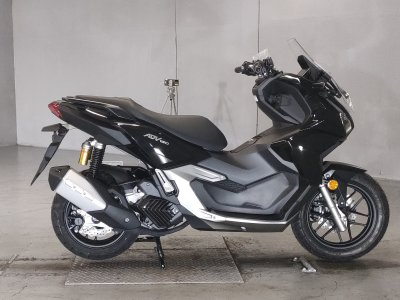 Honda ADV 160 2025