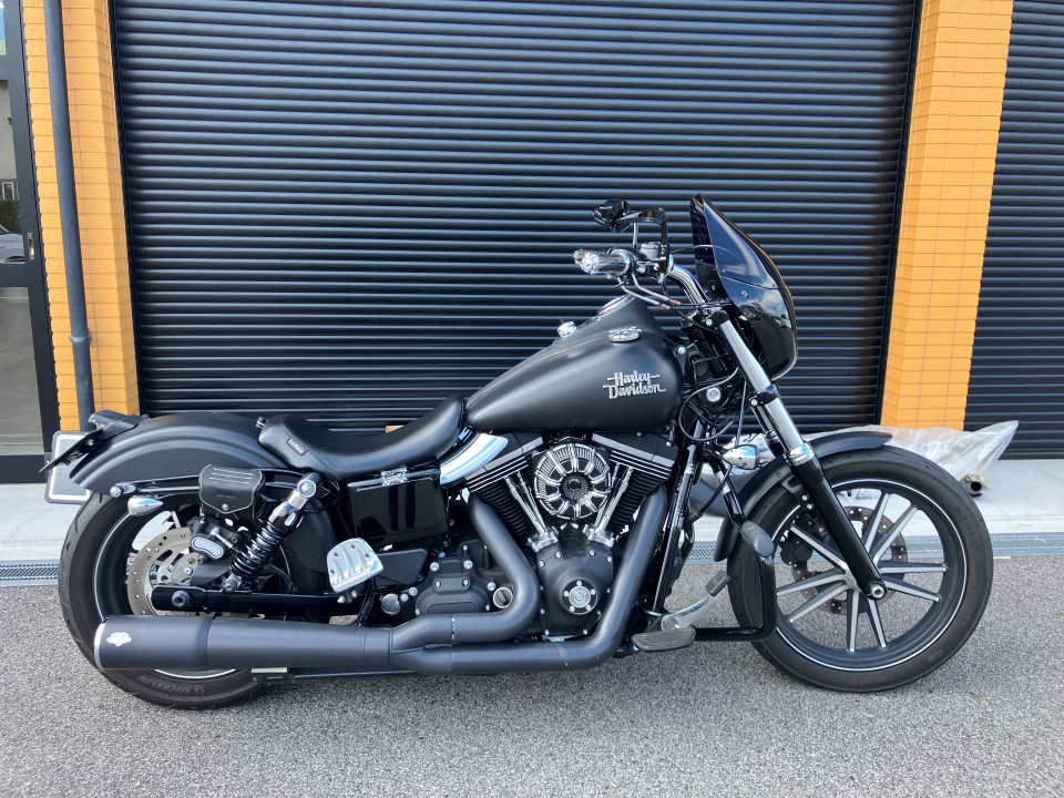HD STREETBOB FXDB1580 2016