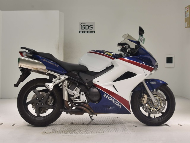 Honda VFR800A 2007