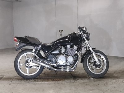 Kawasaki ZEPHYR550