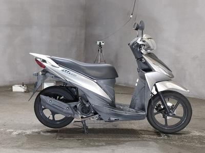 Suzuki ADDRESS V110