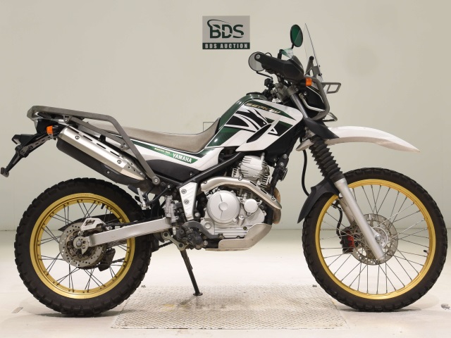 Yamaha SEROW XT250 2018