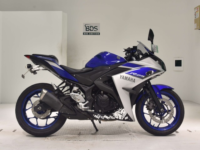 Yamaha YZF-R25 2015