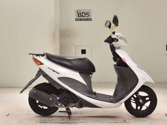 Suzuki ADDRESS V50