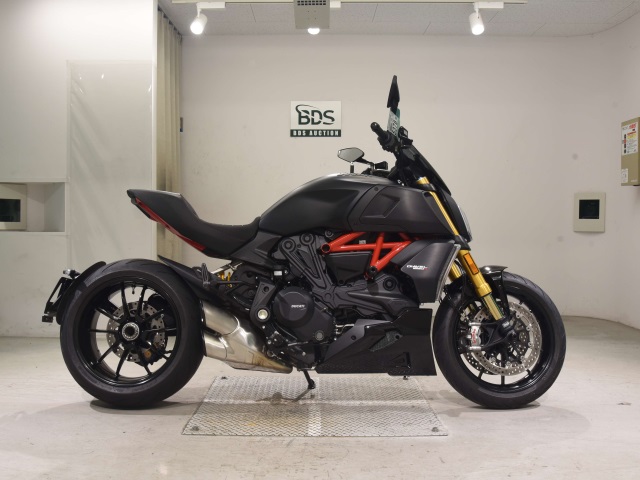 Ducati DIAVEL 1260S 2022