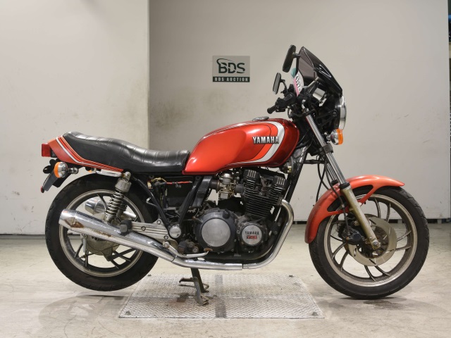 Yamaha XJ750E 1982