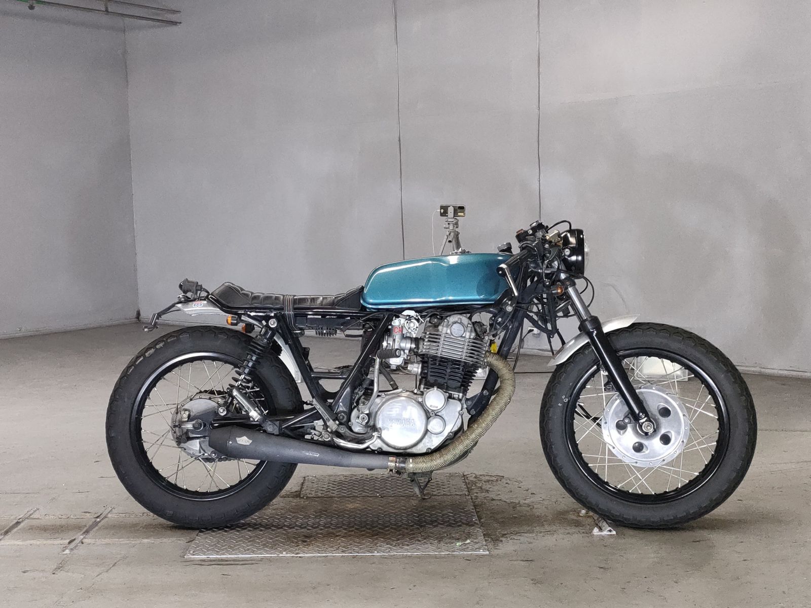 Yamaha SR400 2000