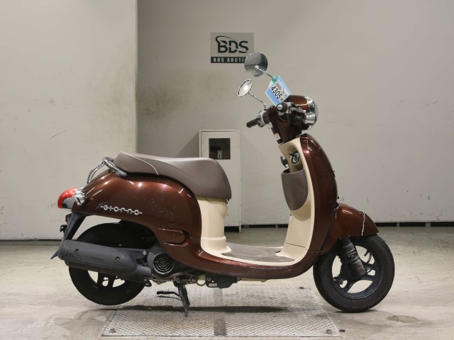Honda GIORNO 2011