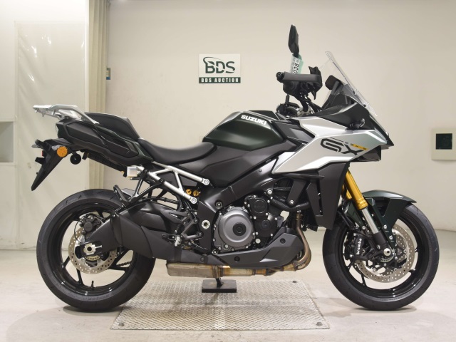 Suzuki gsx-s1000 gx 2025