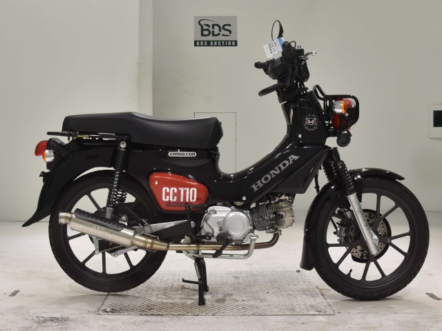Honda CC110 CROSSCUB 2022