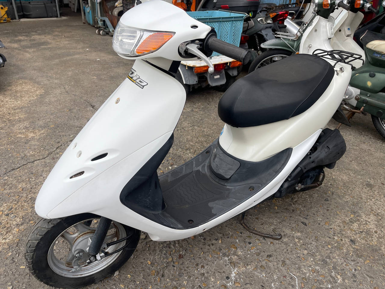 Honda DIO 2000