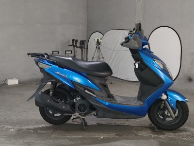 Suzuki SWISH