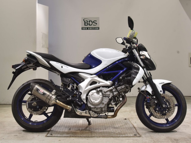 Suzuki GLADIUS SFV400 2010