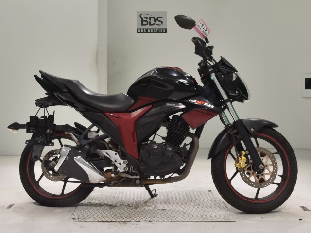 Suzuki GIXXER150