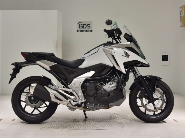 Honda NC750X 2023