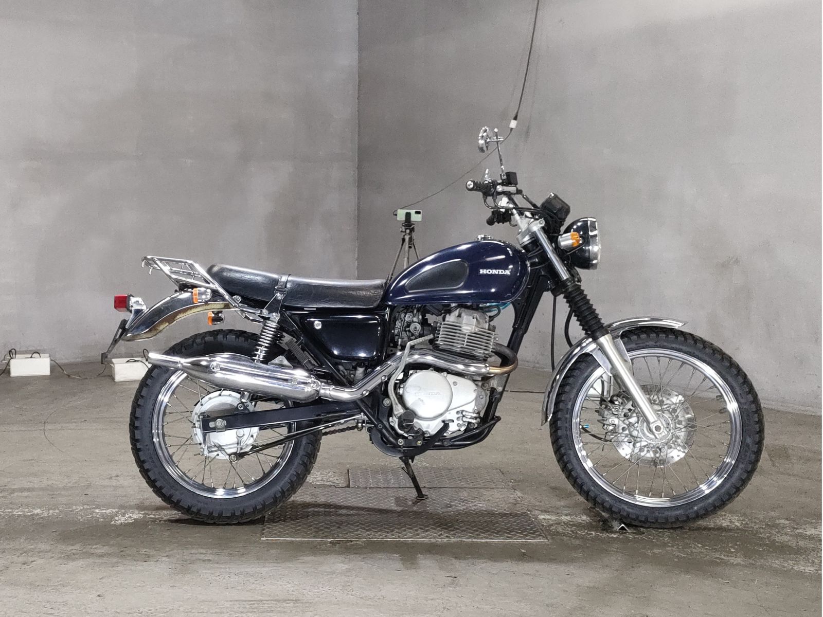 Honda CL400 2000