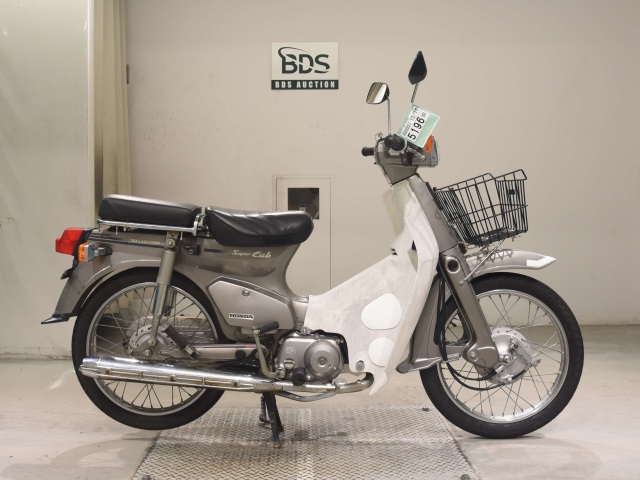 Honda C90-E 2002