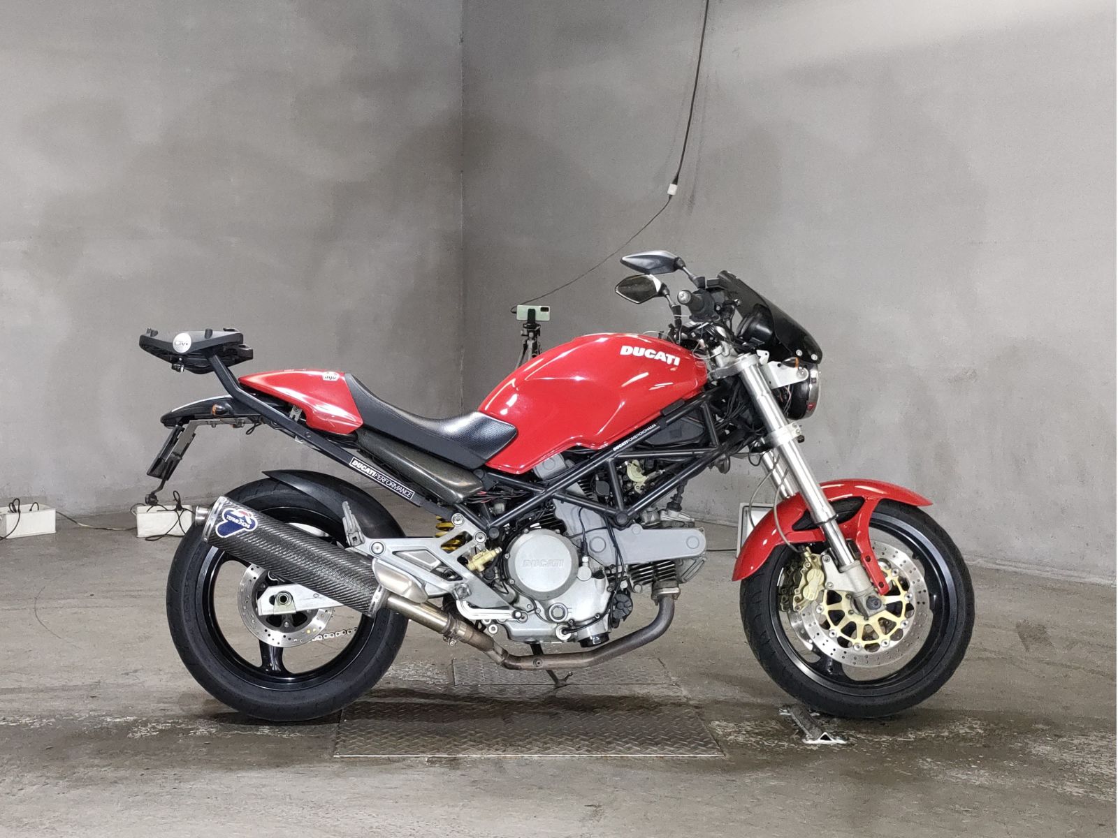 Ducati MONSTER 400 2005