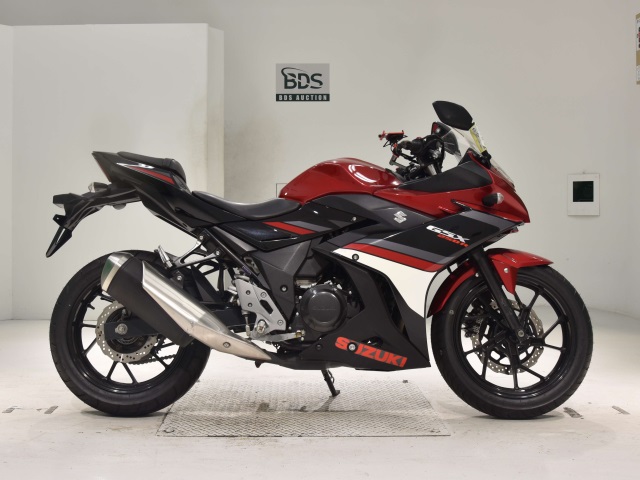 Suzuki GSX250R