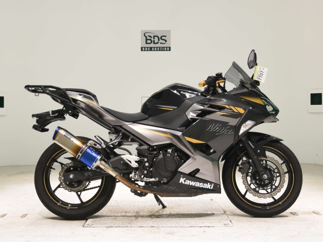 Kawasaki NINJA400 2021