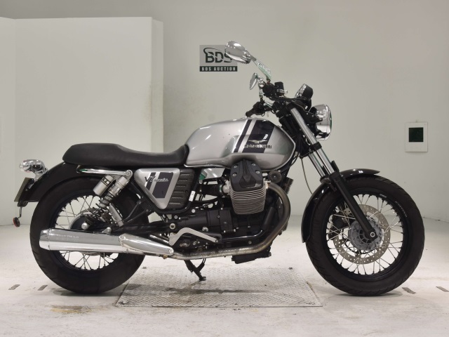 Moto Guzzi V7 SPECIAL 2015
