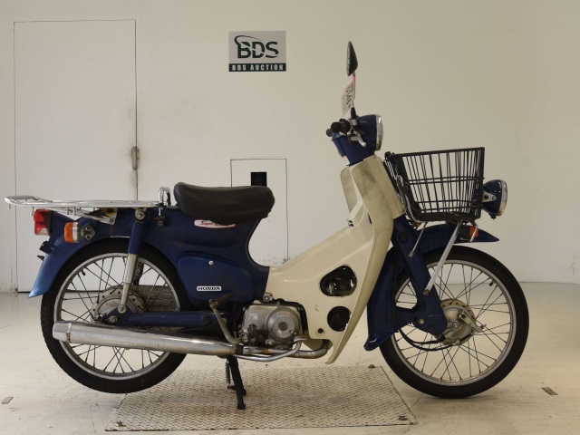 Honda C50 2002