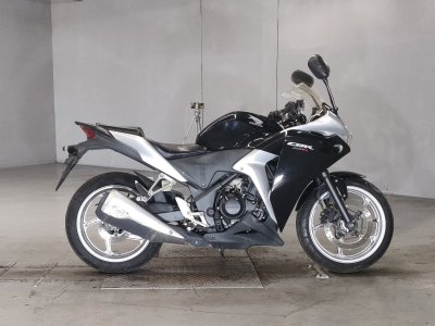 Honda CBR250R 2011